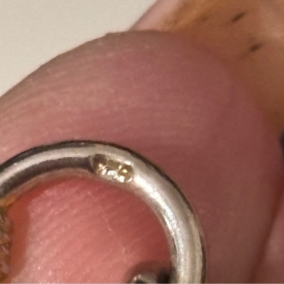 Large oil slick glass faux peacock pearls and sterling silver toggle closure - Picture 3 of 4